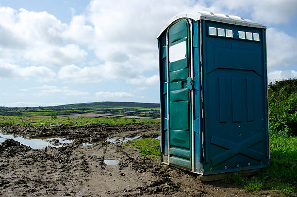 Portable Toilets for Disaster Relief Sites in Vero Beach South, FL